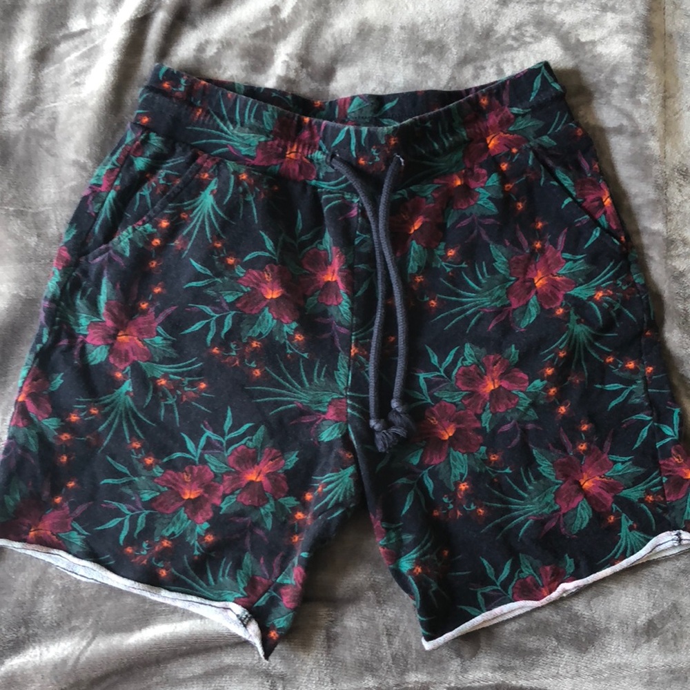 Flower shorts